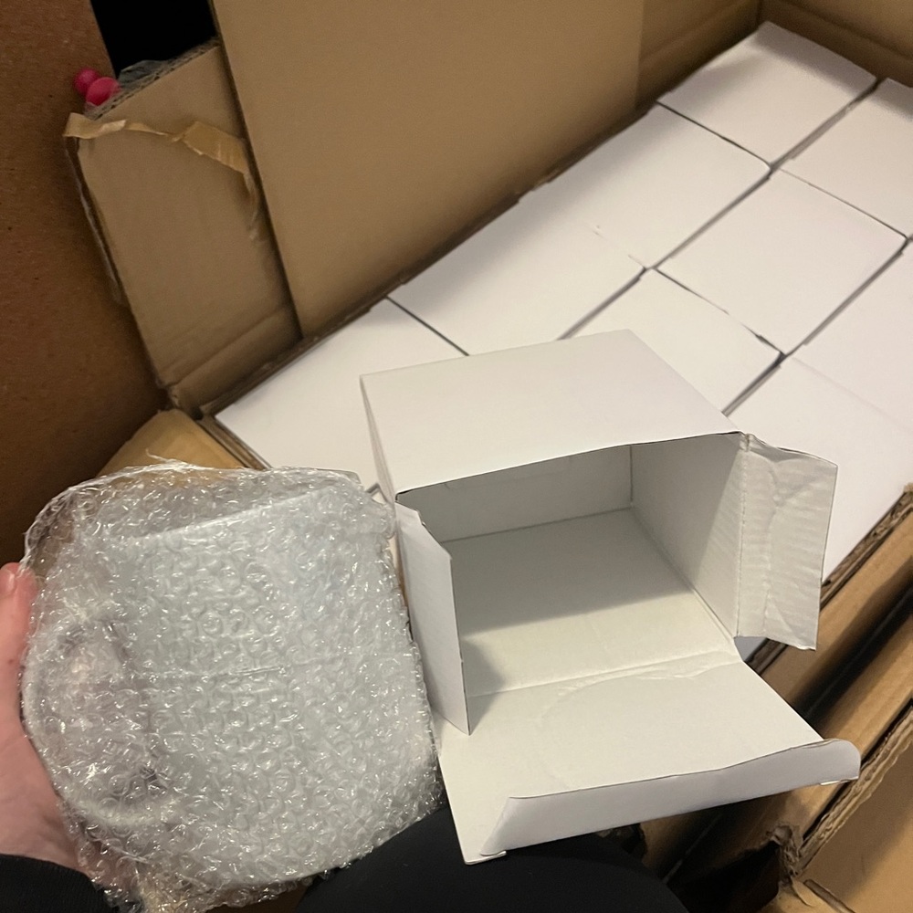 12 brand new Cricut mugs